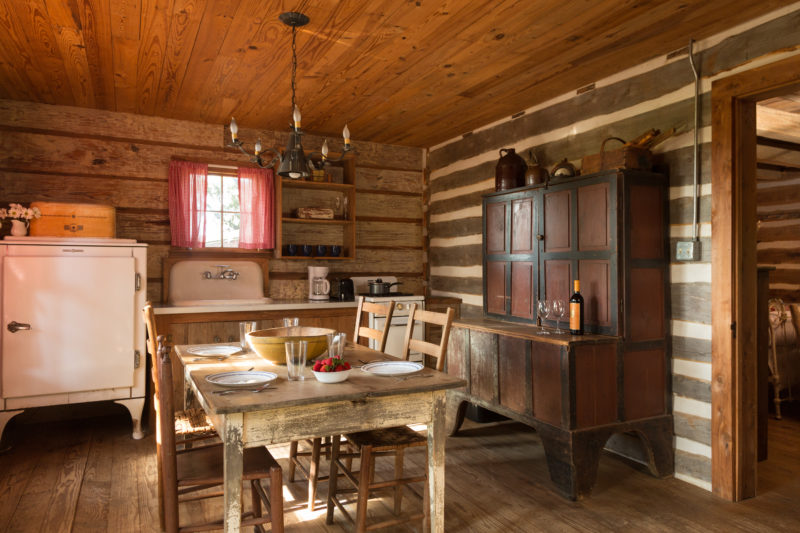 fall family getaway cabins